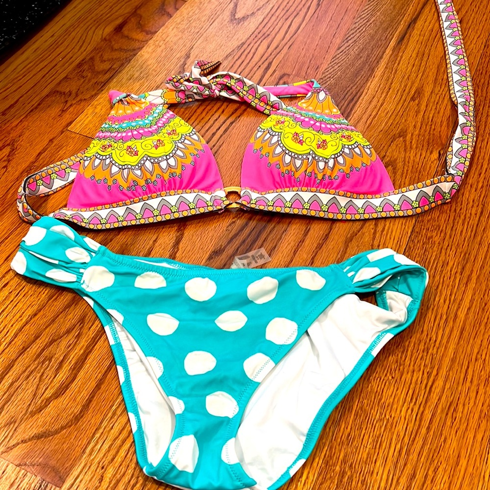 Victoria secret turquoise and pink paisley bikini set with TWO bottoms! - Picture 2 of 7